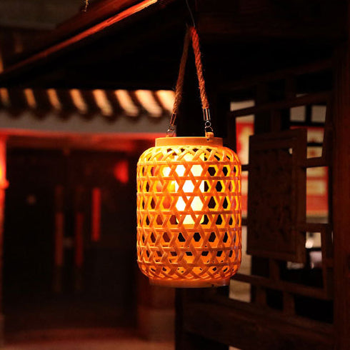 Moderne Art Deco Sol Vannbestandig Imitert Rattan Vevet Lantern Sylinderisk Plast LED Utendørs Lys For Hage | Skanto
