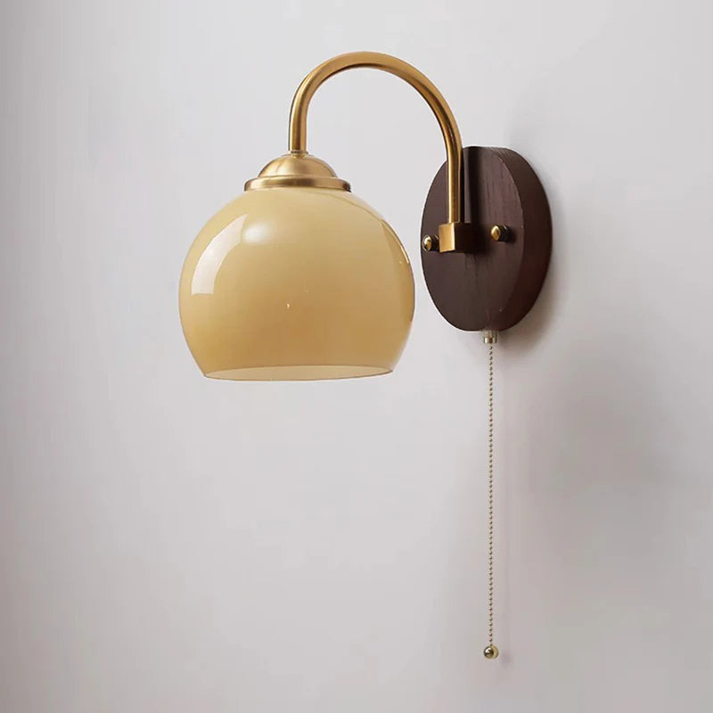 Skanto | Moderne Mid-Century Krem Rund Oval Ask Tre Glass 1-Lys Vegglampe for Soverom