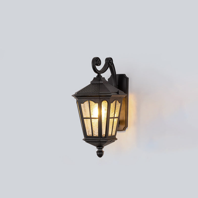 Vanntett vegglampe laget av aluminium og glass med terrasselys