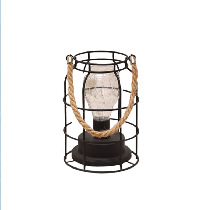 Skanto | Moderne Minimalist Vertikale Stripete Firkantrund Jern LED Bordlampe For Stue