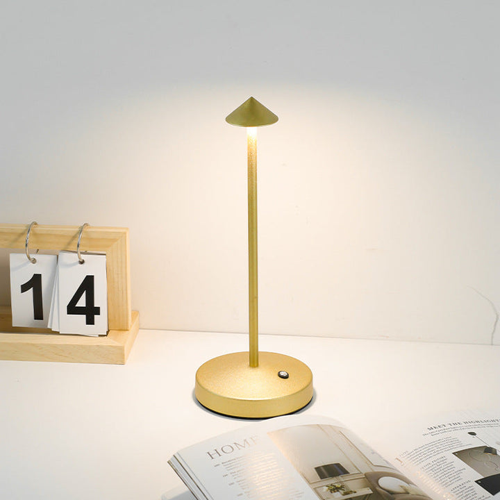 Skanto | Modern Enkelhet Triangel Kjegle Rund Akryl Sylinder Jern LED Bordlampe for Stuen