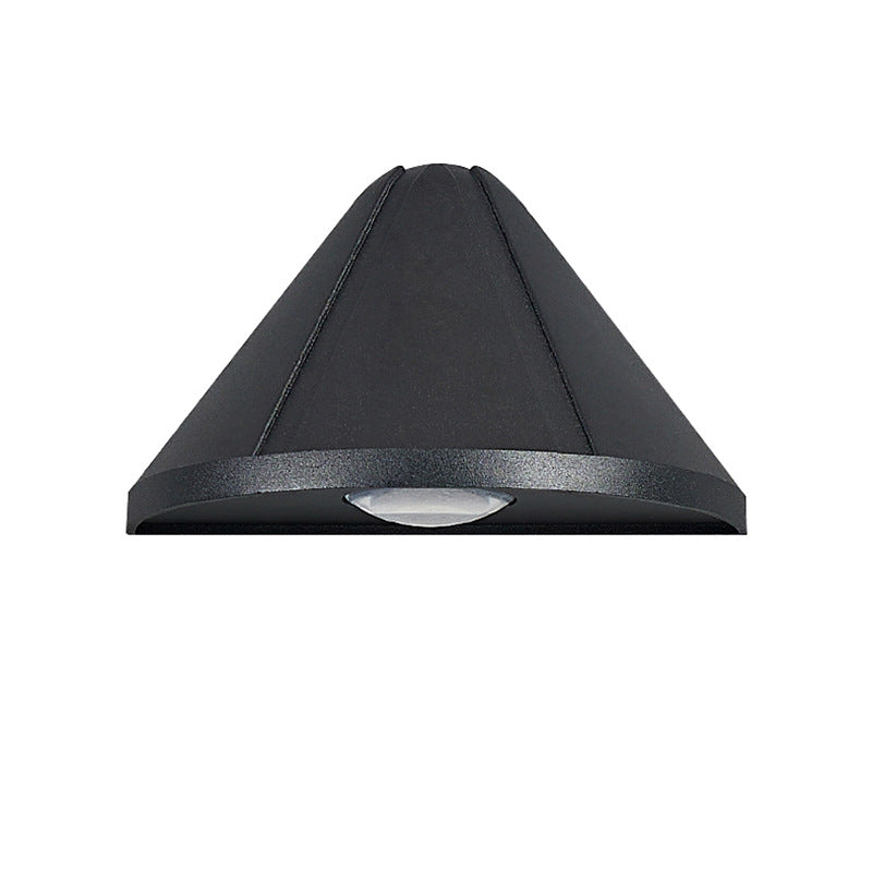 Moderne Minimalistisk Triangel Vanntett Linse Aluminium LED Vegglampe For Utendørs Patio | Skanto