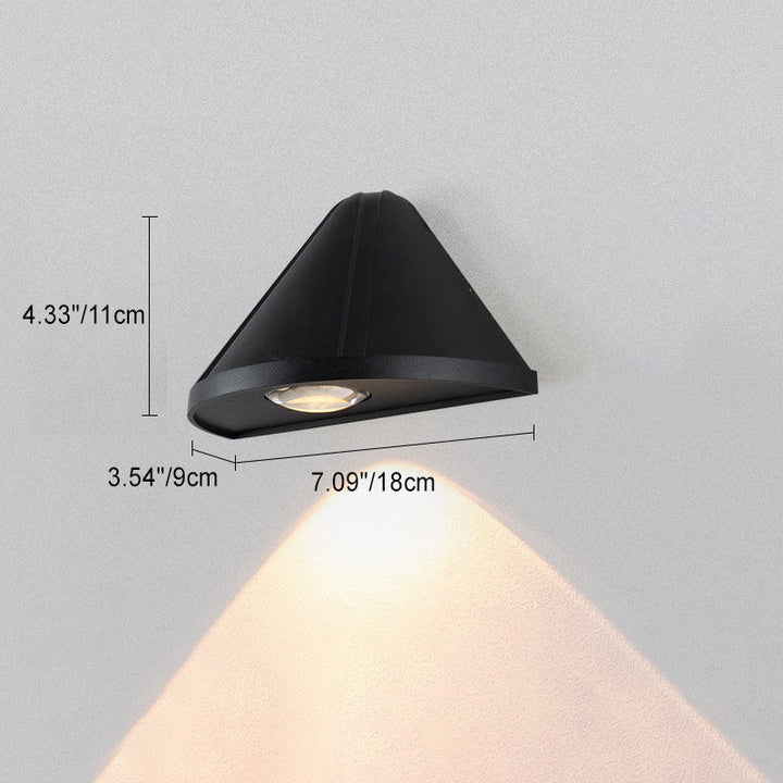 Trekantet, vanntett LED-vegglampe av aluminium for terrassen
