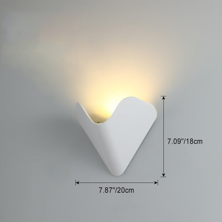 Moderne Minimalistisk Trekant Fuglerede Halv Sirkel Vanntett Aluminium LED Vegglampe For Utendørs Patio | Skanto