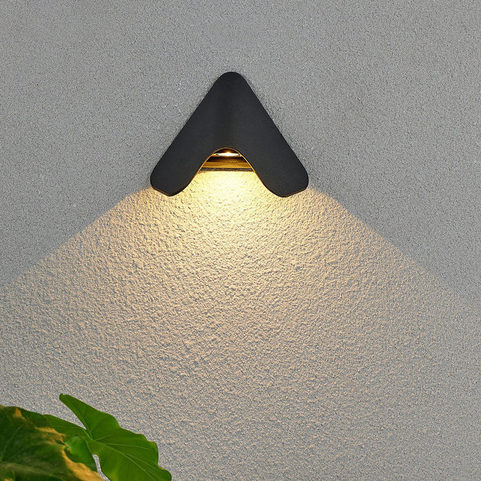 Trekantet, halvsirkelformet LED-vegglampe i fugleredeform av vanntett aluminium til terrassen