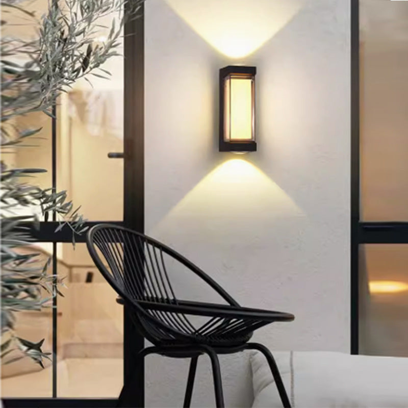 Moderne Enkelhet Vanntett Aluminium PC Sylinder Kuboid LED Vegglampe For Utendørs Patio | Skanto