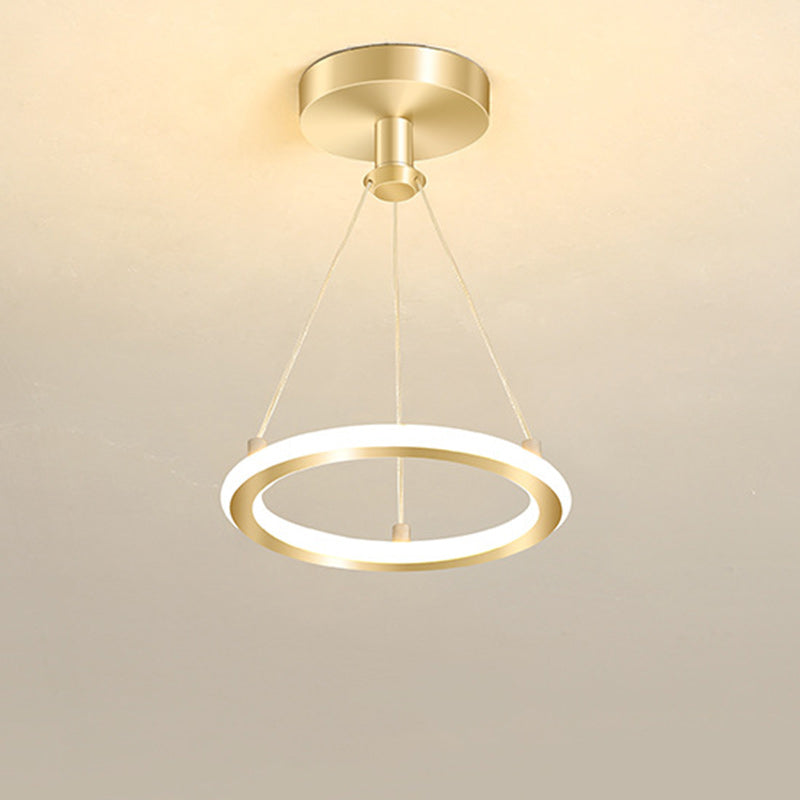Skanto | Moderne Nordisk Rund Metall Silica LED Semi-Flush Mount Taklampe for Korridor