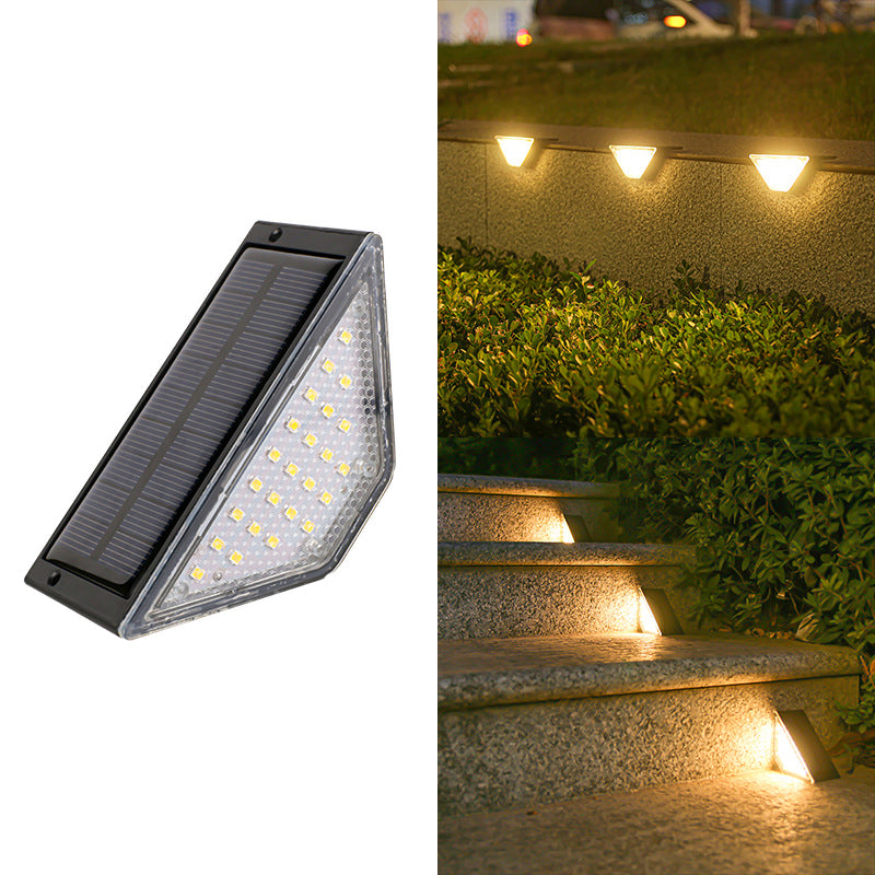 Moderne Enkelhet Sol Vannavstøtende ABS PS Triangel LED Landskapsbelysning Utendørs Lys For Utendørs Terrasse | Skanto