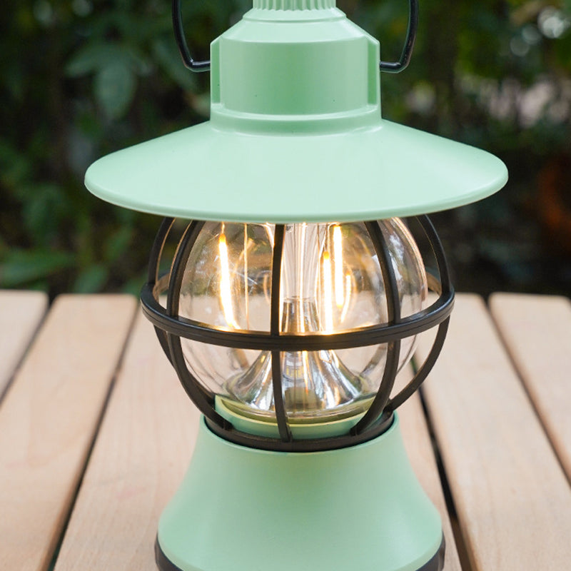 Moderne, vanntett og oppladbar LED-bordlampe i retrostil laget av ABS-, PS- og PP-stål for utendørs bruk – ideell for hagen.