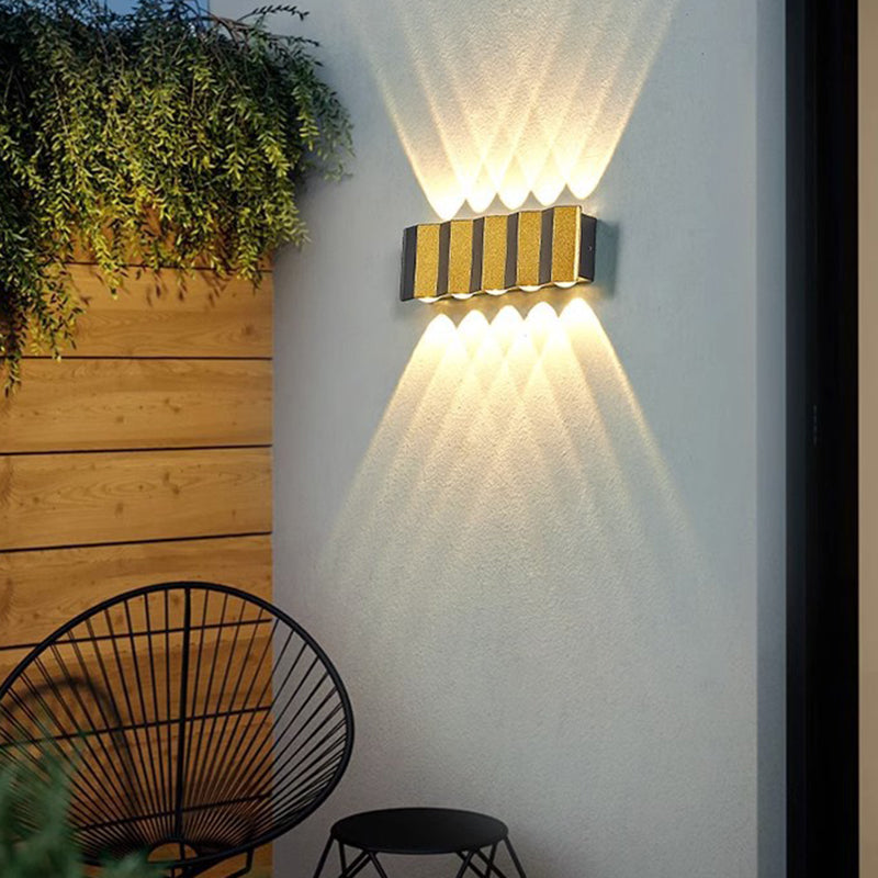 Moderne Enkelhet Vanntett Aluminium Rektangulær Bøyd Opp Og Ned LED Vegglampe For Utendørs Patio | Skanto