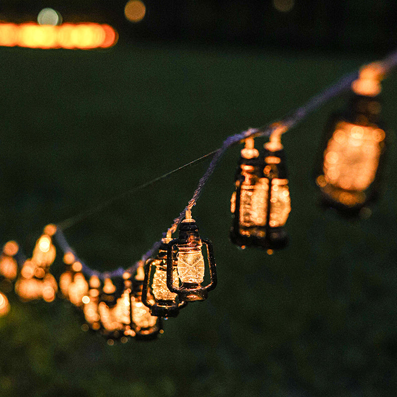 Norvo | Moderne Retro Solbatteri Vanntett PVC Plastikk Bensintank LED Lyskaster Utendørs Lys For Hage