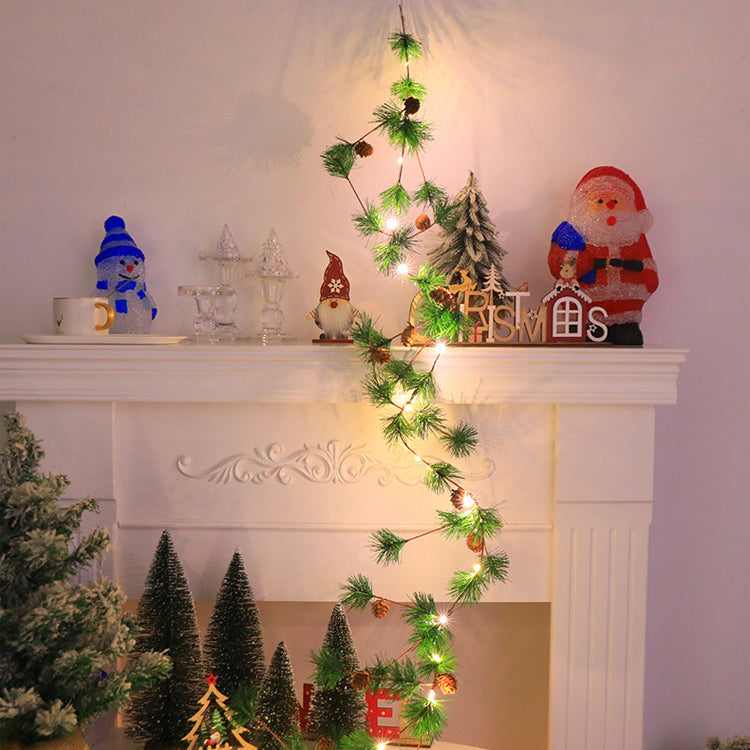 Norvo | Moderne Art Deco Batteri Kobber Plast Blad Klokkebjørk Nål Rød Frukt Juledekorasjon LED Lysstrenger For Soverom