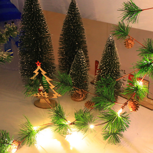 Norvo | Moderne Art Deco Batteri Kobber Plast Blad Klokkebjørk Nål Rød Frukt Juledekorasjon LED Lysstrenger For Soverom