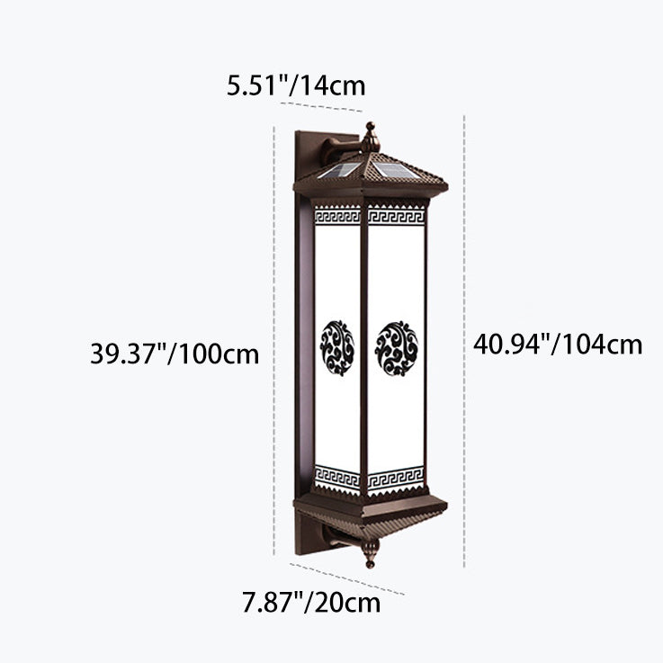Solcelledrevet, vanntett LED-vegglampe laget av ABS-aluminium og glass med et rektangulært lykke- og velstandsmotiv for terrassen