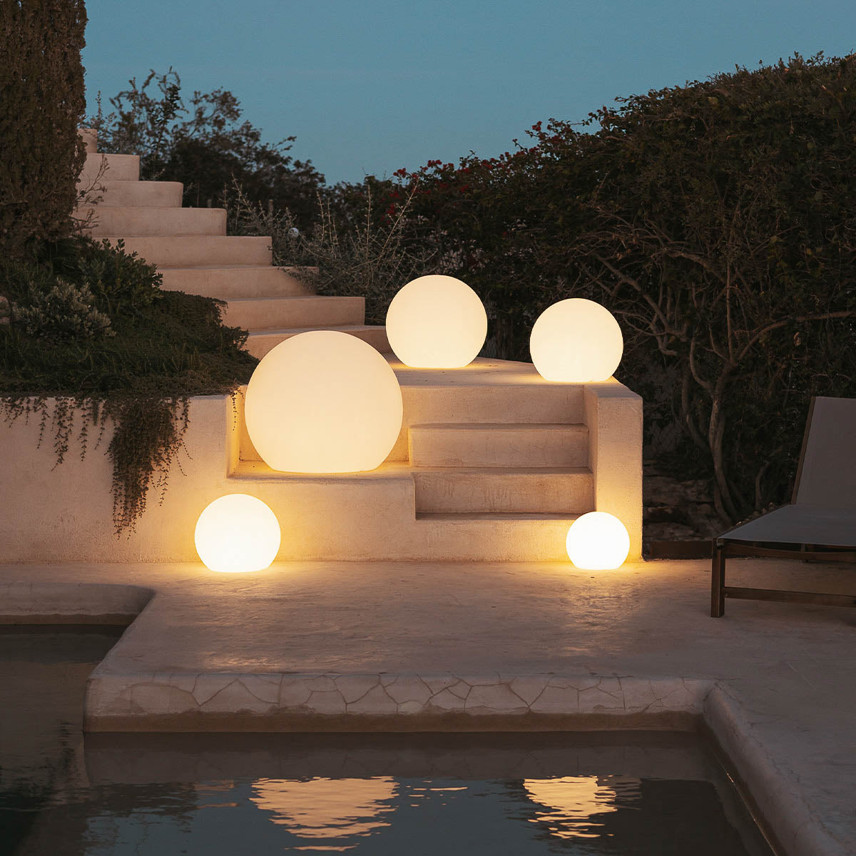 Norvo | Glitrende leke ball i ulike størrelser!