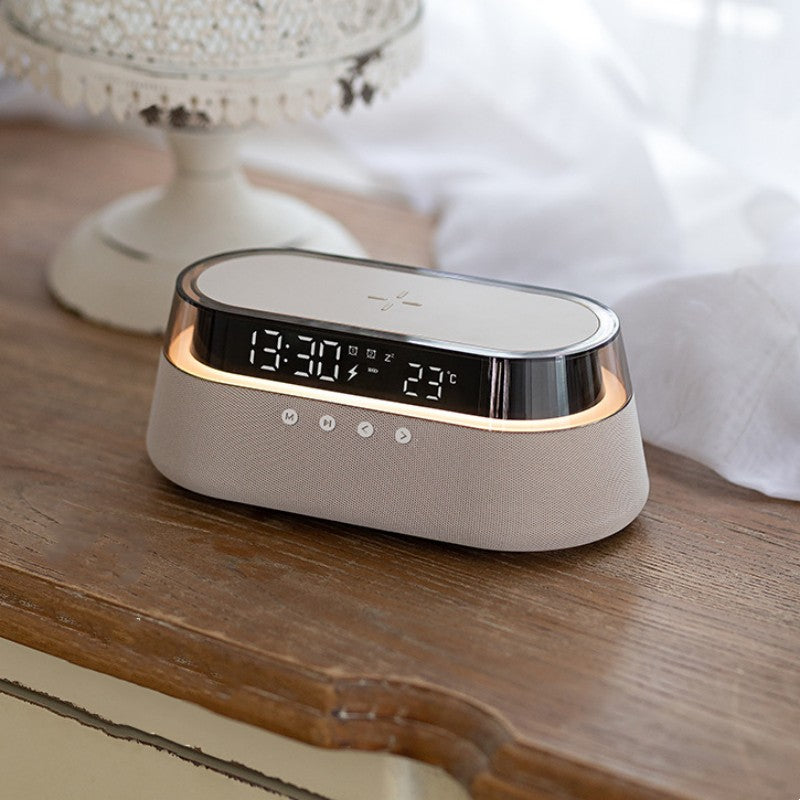 Skanto | Nattlys Trådløs Lader Alarmklokke Retro Bluetooth Høyttaler