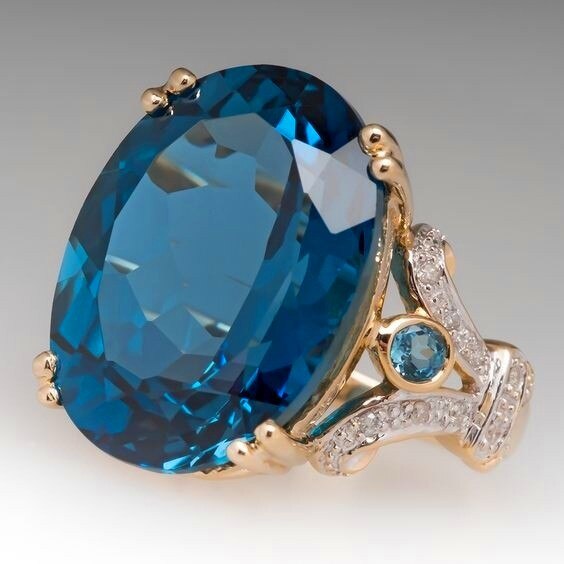 Skanto | Fashionable Luksuriøs Fargerik Kubisk Zirkonia Ring Oval Steinfinger Ring For Kvinner