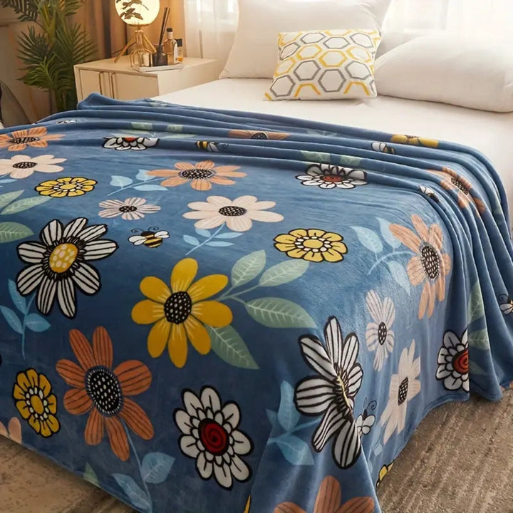 Skanto | Bloombee Retro Floral Soft Blanket