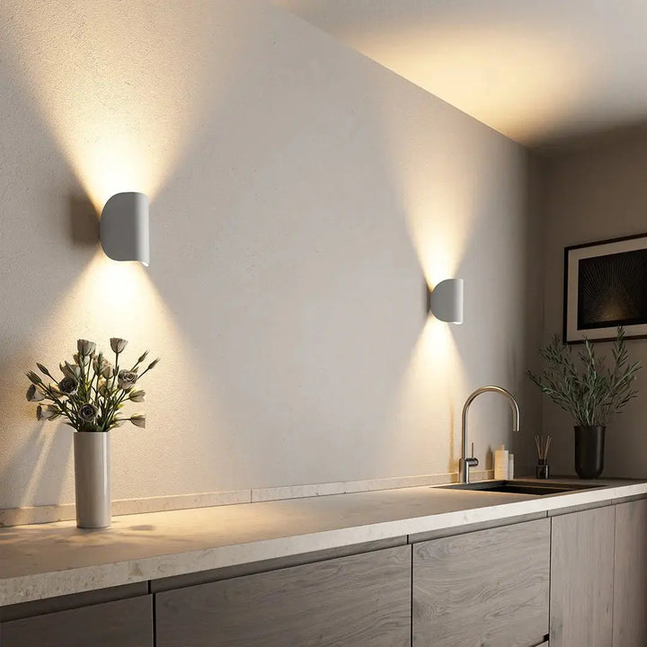 Skanto | Stilig LED Vegglampe med Energisparende Design for Ethvert Rom