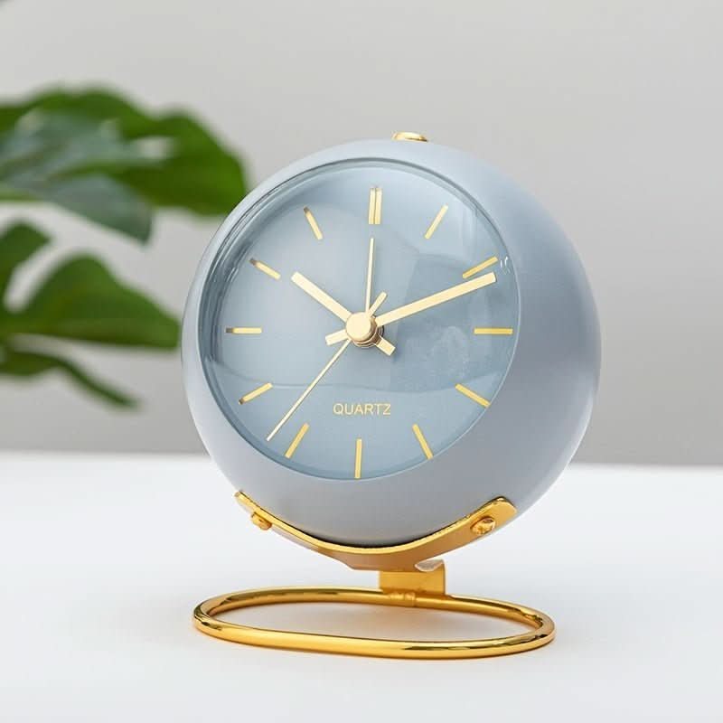 Skanto | Retro Analog Vekkerklokke med Stille Bevegelse