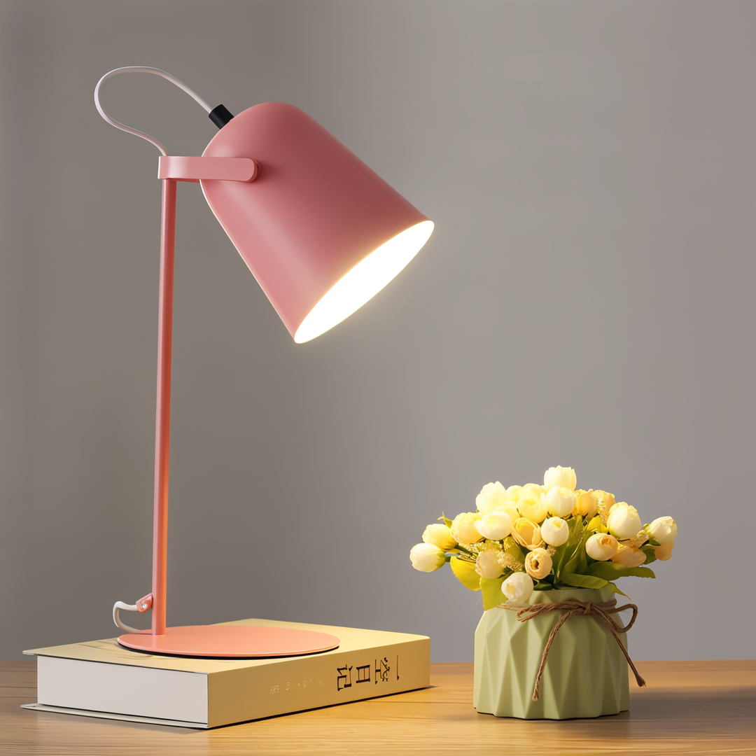 Skanto | Macaron Skrivebordslampe – Nordisk Gul Justerbar Bordlampe for Lesing og Studier