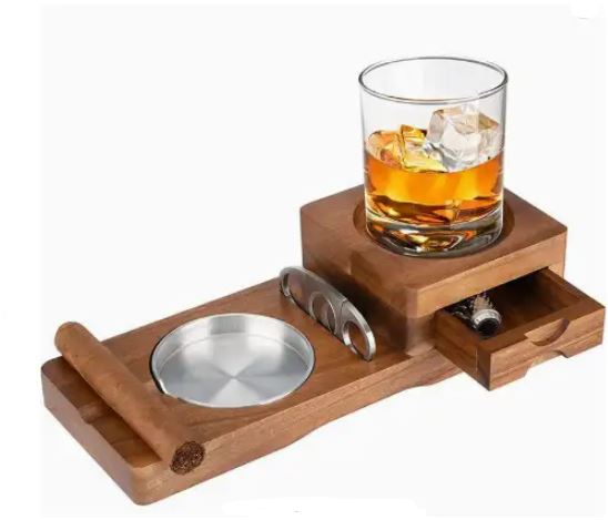 CigarOakAschenbecher mit Whiskyhalter – Luksuriøs Holztablett für Zigarrenliebhaber
