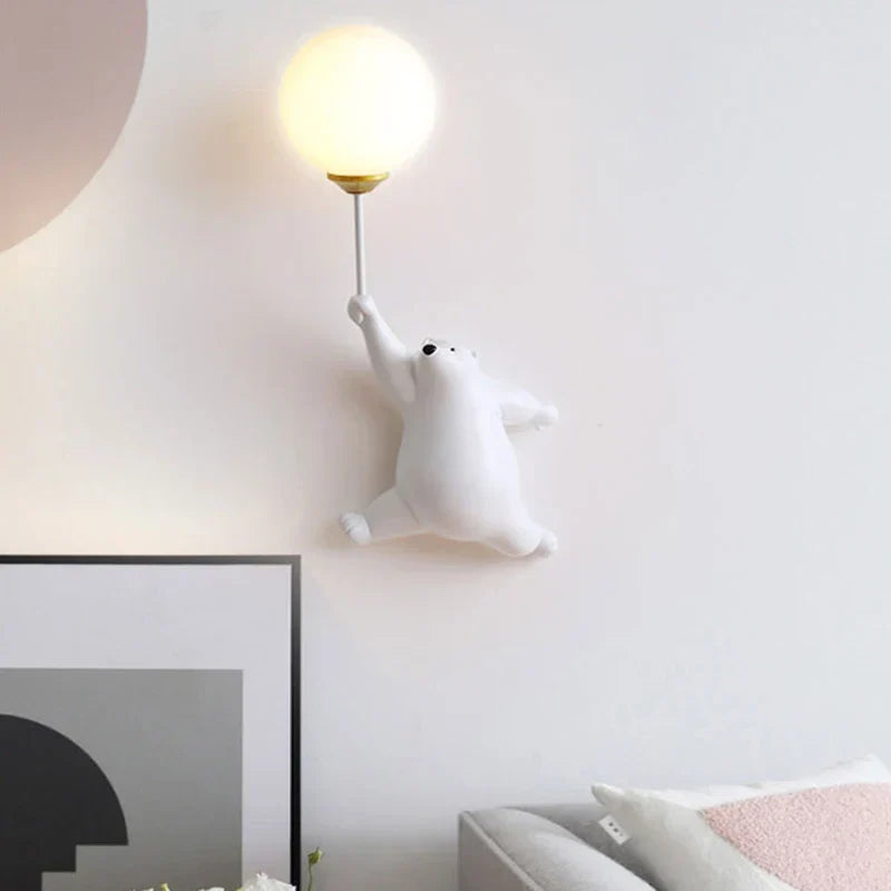 Vegglampe for barnerom | Stilfull tegneserie vegglampe for barnehagen | Skanto
