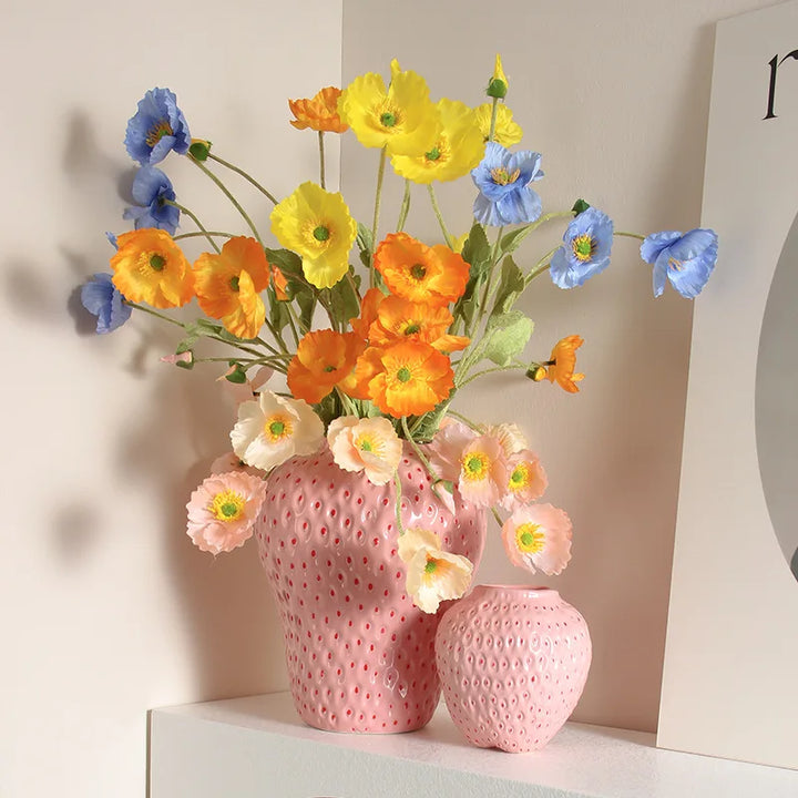 Keramisk vase i jordbærdesign, dekorativ blomsterkrukke for stue og kjøkken | Skanto