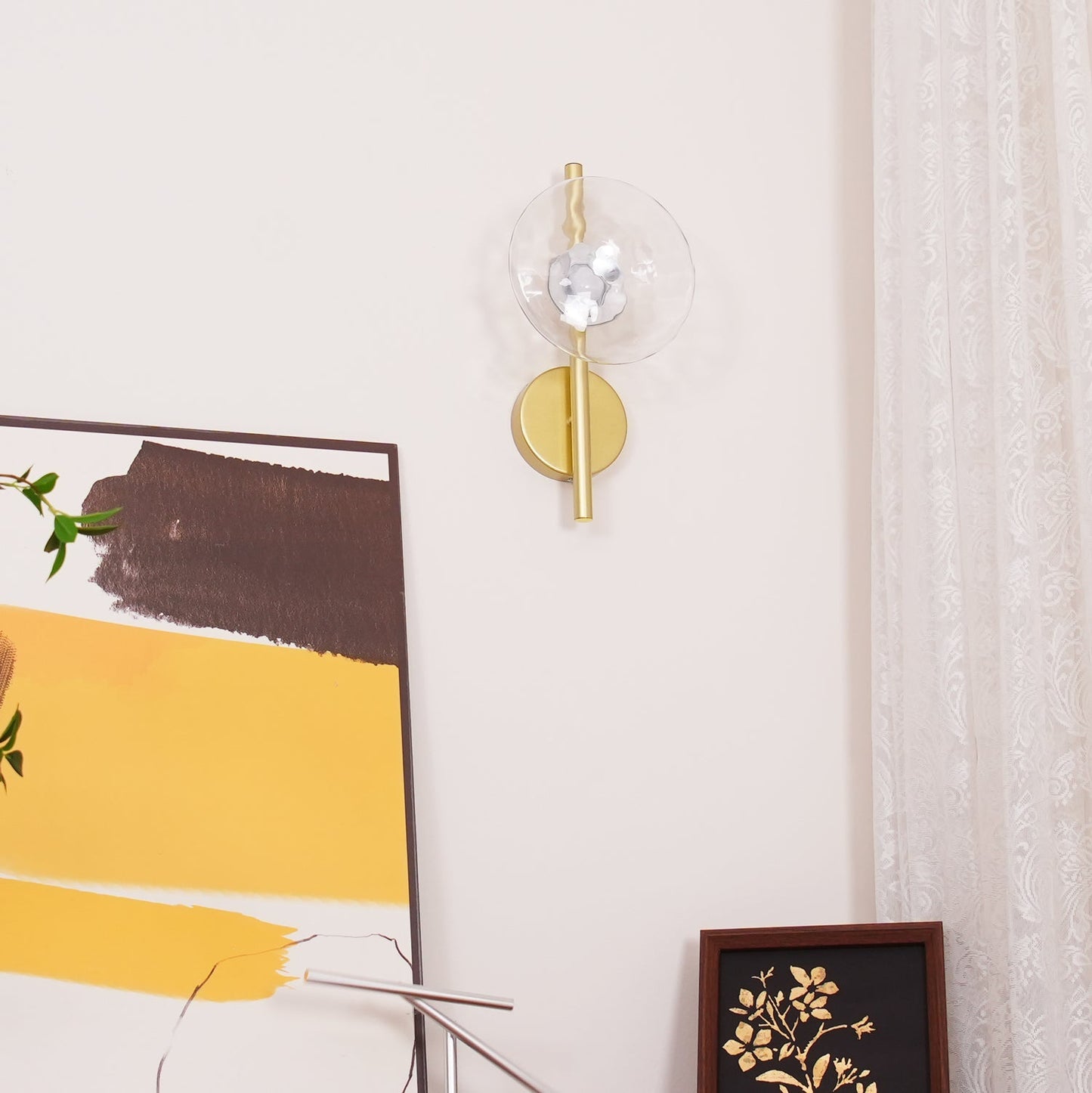 Norvo | Rund Glass Vegglampe i Skandinavisk Design