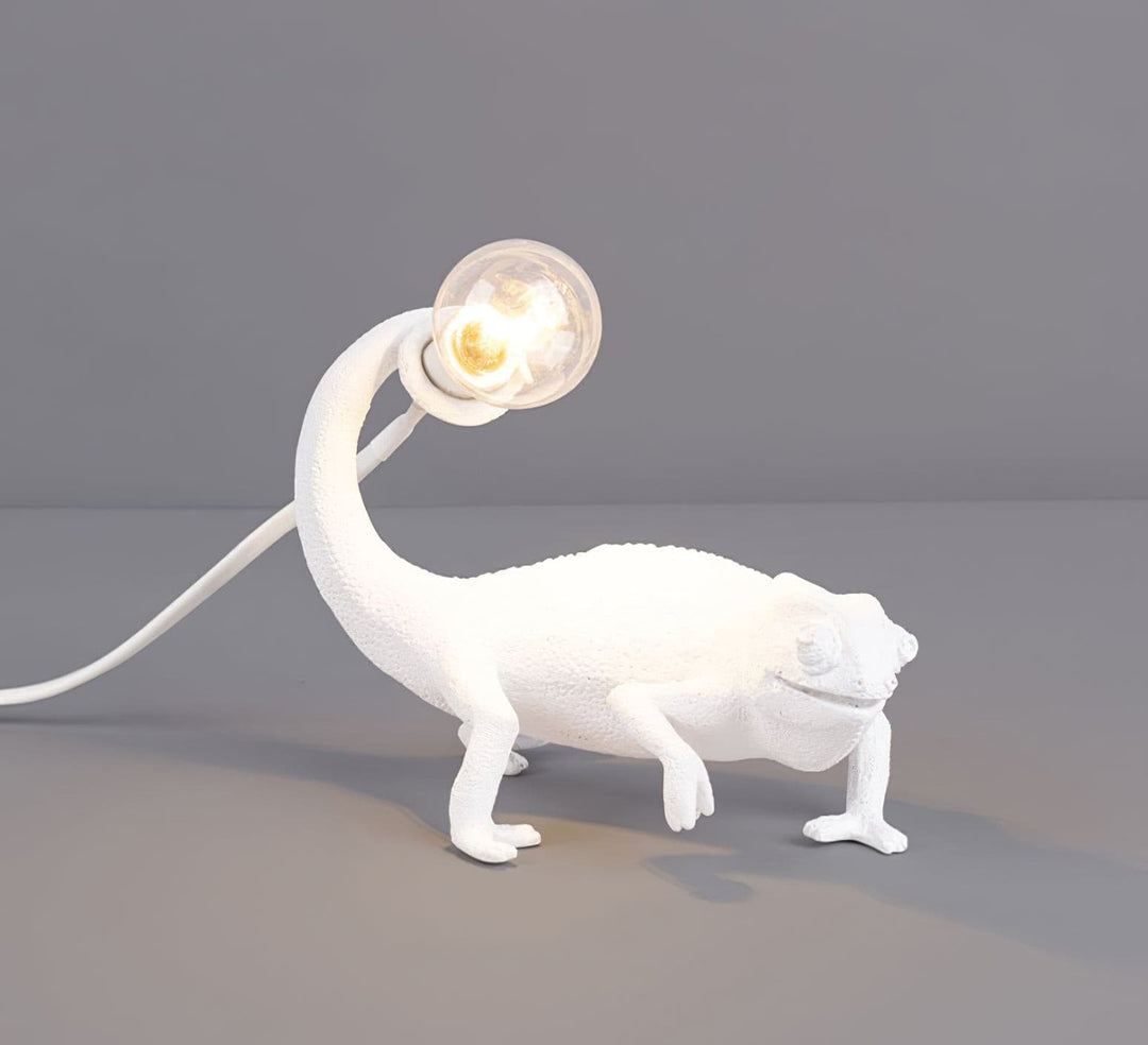 Skanto | CamouGlow – Harpiks Bordlampe med Sjarmerende Kamuflering Detalj