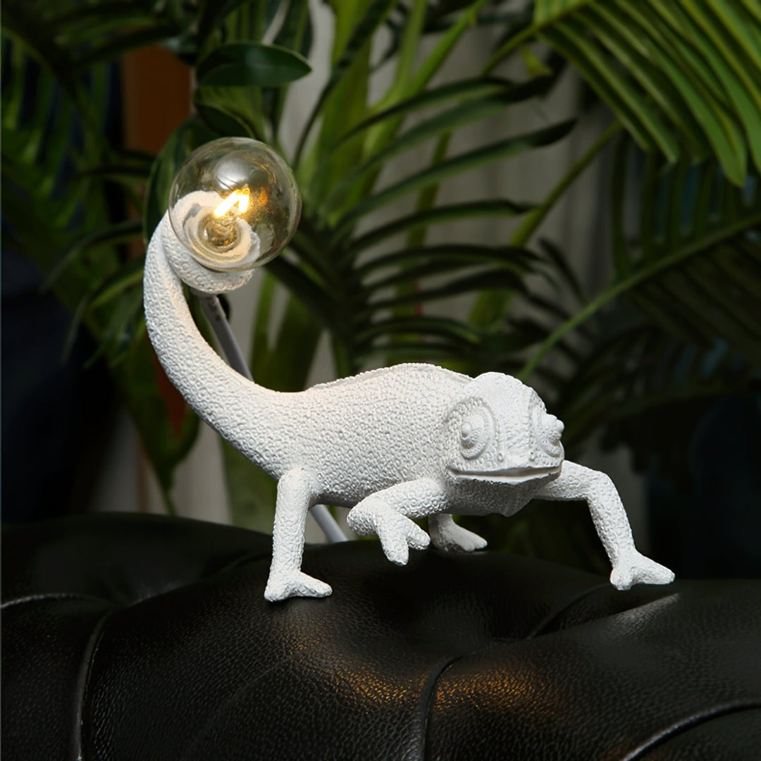 Skanto | CamouGlow – Harpiks Bordlampe med Sjarmerende Kamuflering Detalj