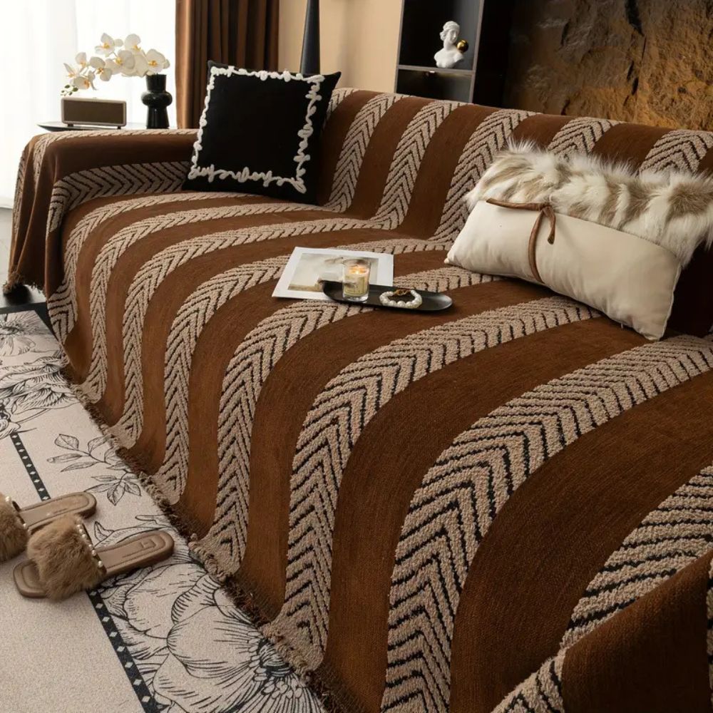Skanto | Chevron Echo Line Sofa Cover
