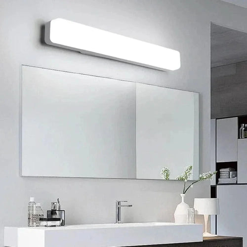 Skanto | LED Baderoms Speilbelysning – Vanntett Veggarmatur