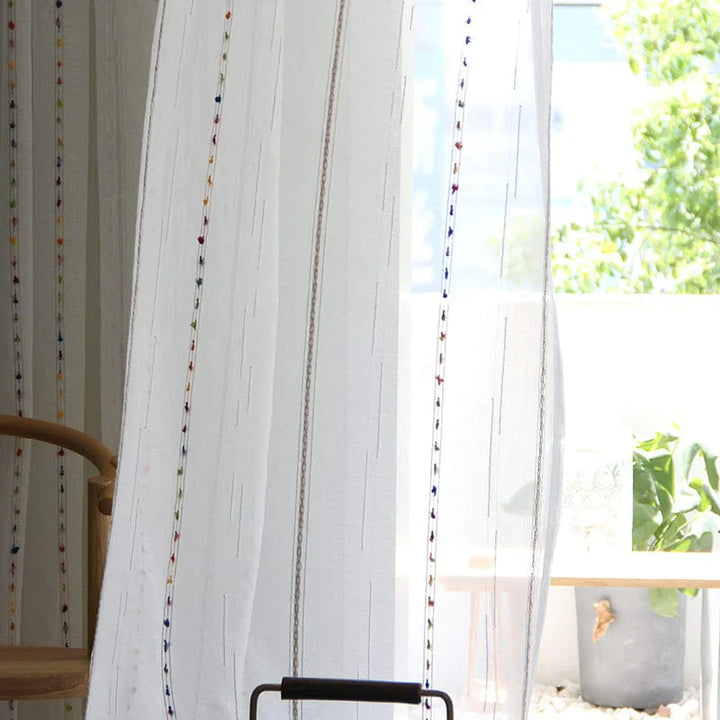 Fargerik stereoskopisk brodert gjennomsiktig gardin | Skanto