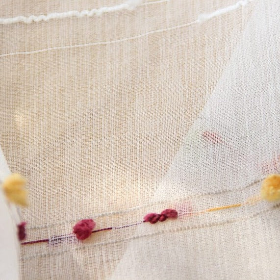 Fargerik stereoskopisk brodert gjennomsiktig gardin | Skanto