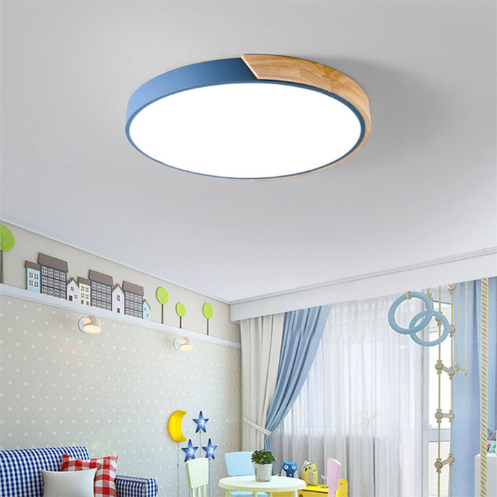Fargerik Rund LED Taklampe | Skanto