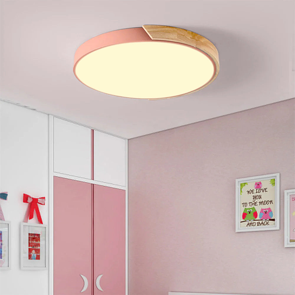 Fargerik Rund LED Taklampe | Skanto