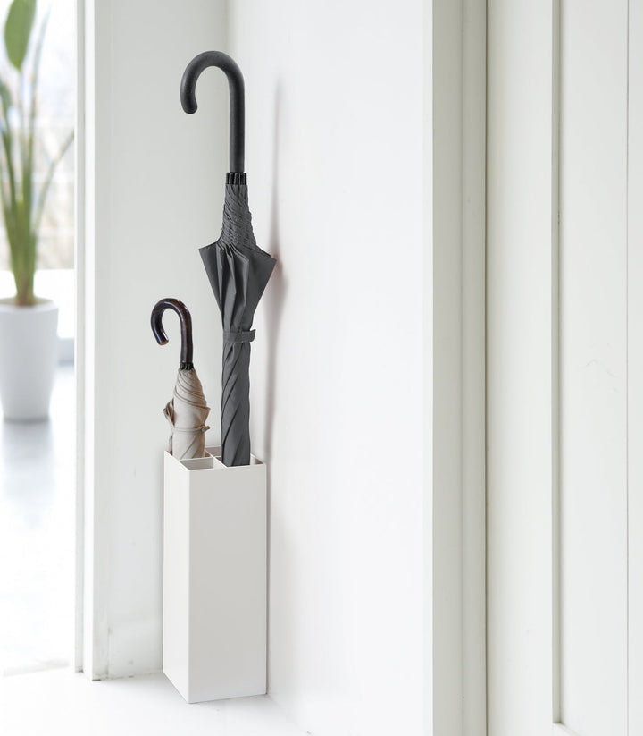 Skanto | RainGuard Kompakt Paraplystativ laget av Stål | Moderne Design | Plassbesparende | Integrert Dryppbrett