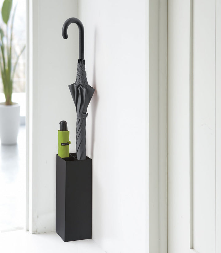 Skanto | RainGuard Kompakt Paraplystativ laget av Stål | Moderne Design | Plassbesparende | Integrert Dryppbrett