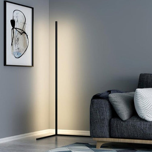 Skanto | Stående Hjørne Lampe LED Dimbar Minimalistisk Design