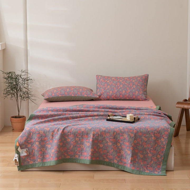 COTTON REVERSIBLE QUILTED BEDCOVER + Matchende Putetrekk - Alt-i-ett Sett Skanto