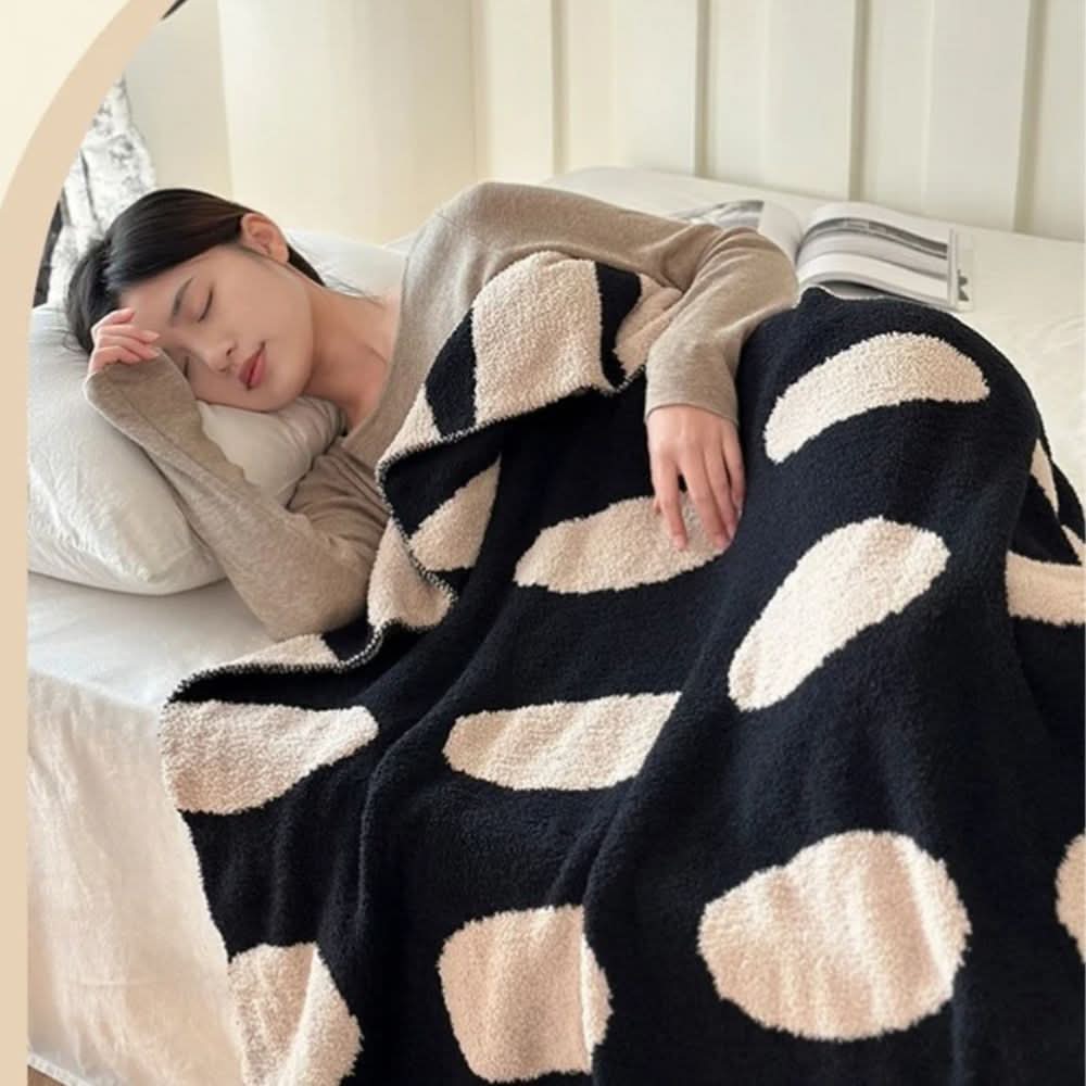 Skanto | Reversibel Prikkete Fleece Teppe for Sofa og Seng