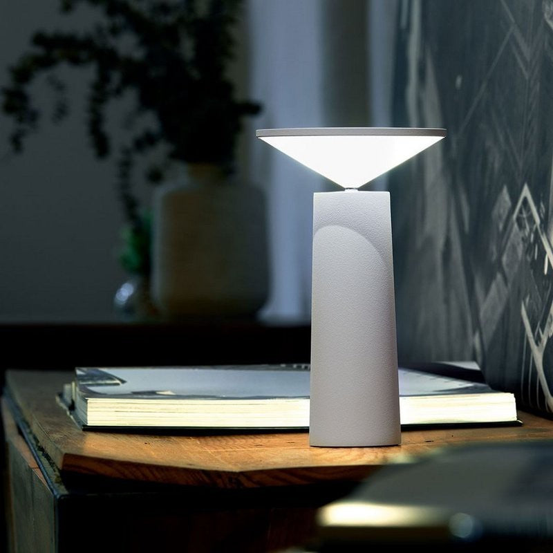 Skanto | FlexiBeam - Moderne LED Bordlampe med Svingbart Hode