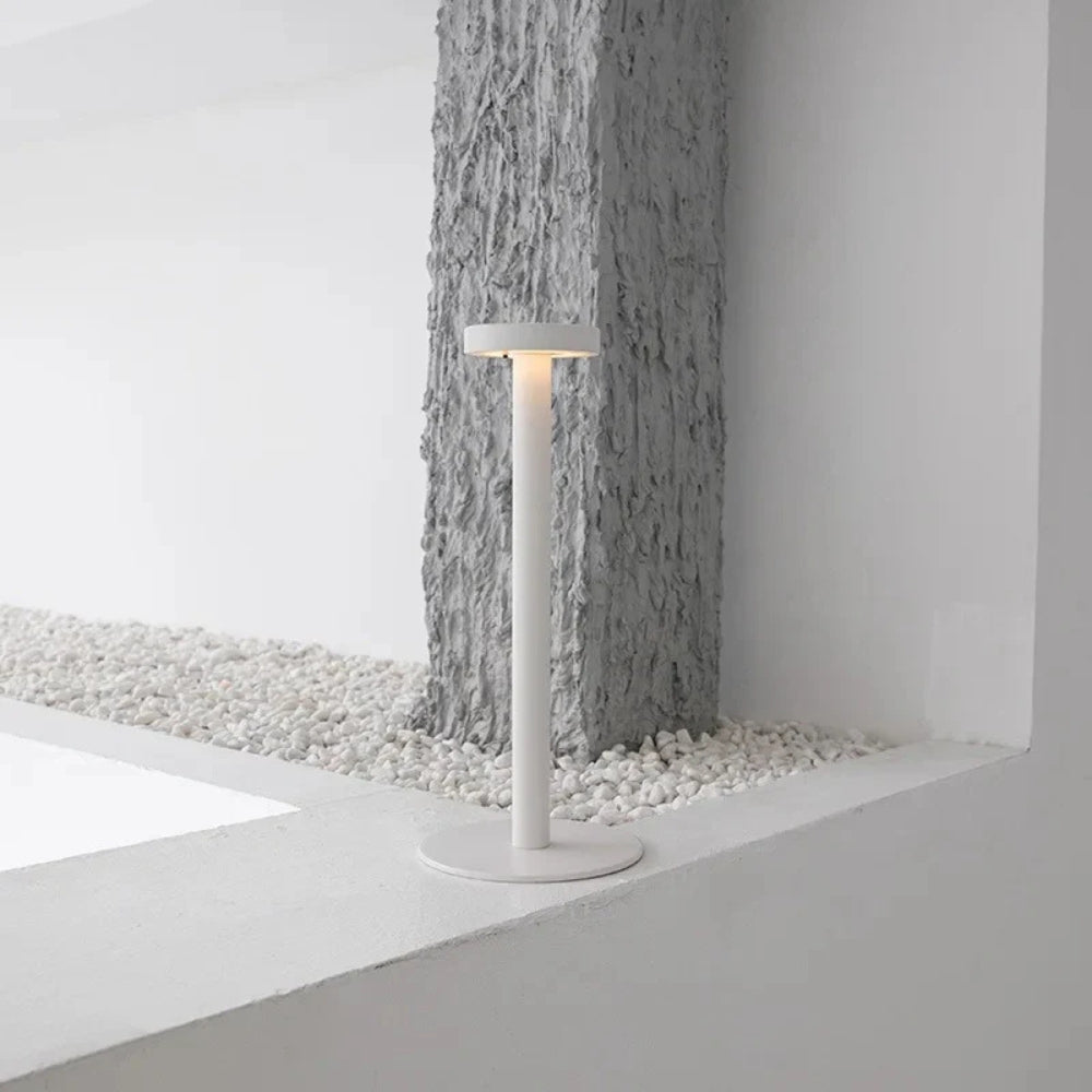 Skanto | Zephyr Aluminium LED Bordlampe
