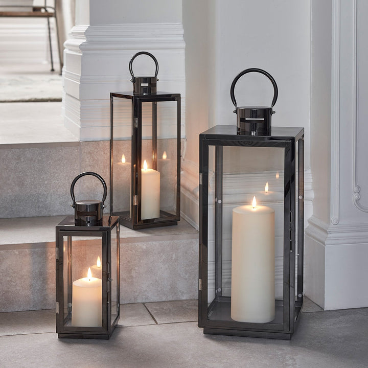 Skanto | LED Lantern Rustfritt Stål Mørk Grå med TruGlow LED Lykke