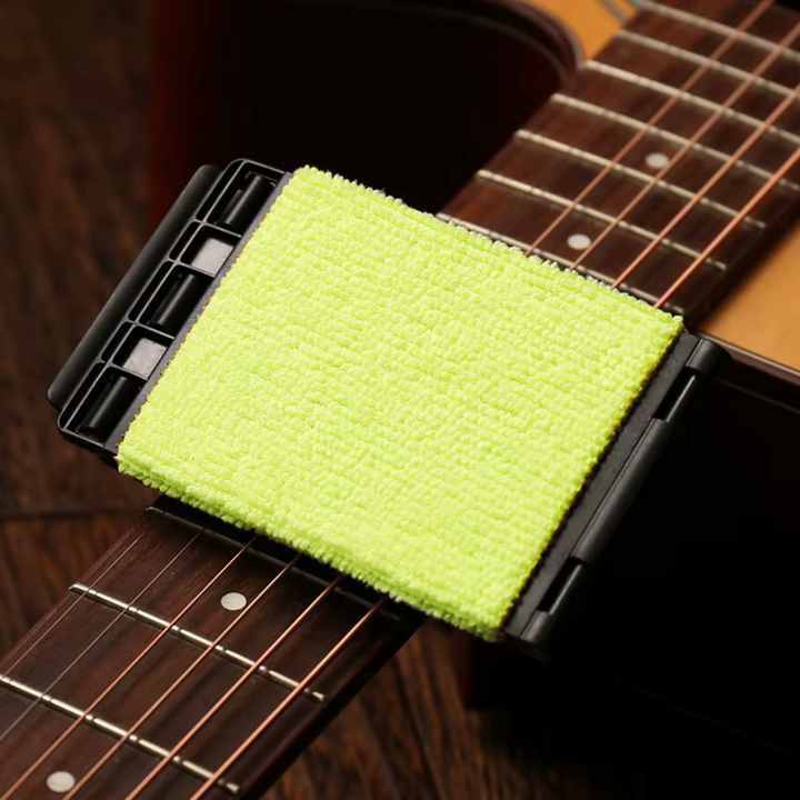 Skanto | 3-in-1 guitar strap and string cleaning tool