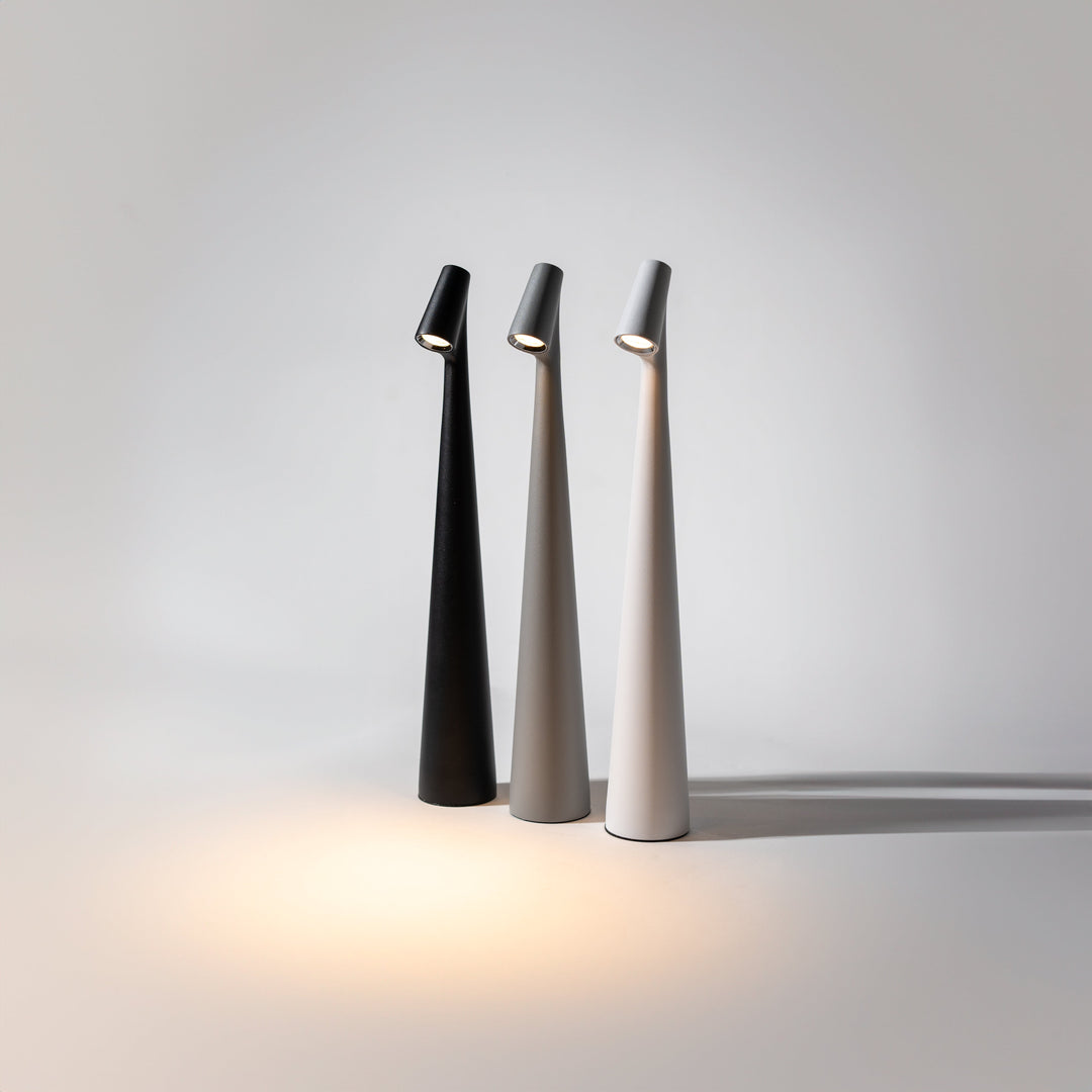 LumiSlim – Oppladbar LED Bordlampe i Stil Skanto