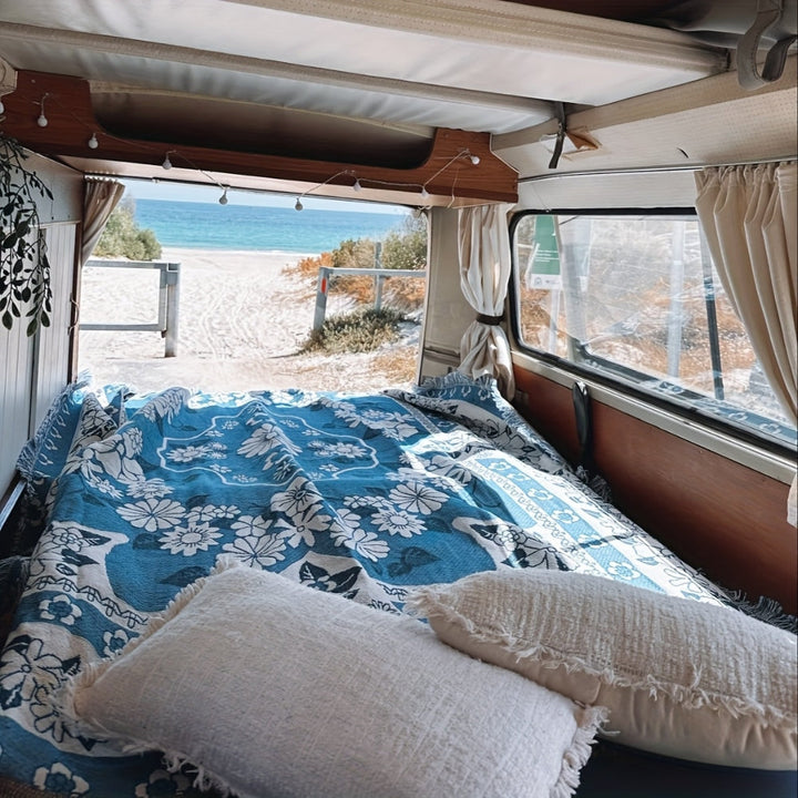 Skanto | Blå Daisy Bloom Boho Reise Utendørs Teppe