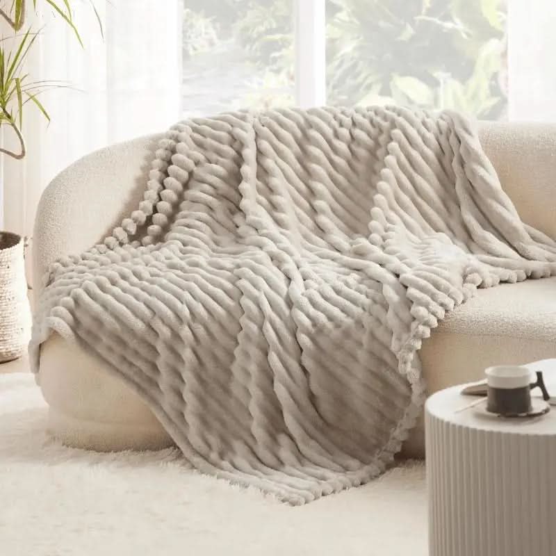 Skanto | Myk teksturert teppe for seng og sofa komfort
