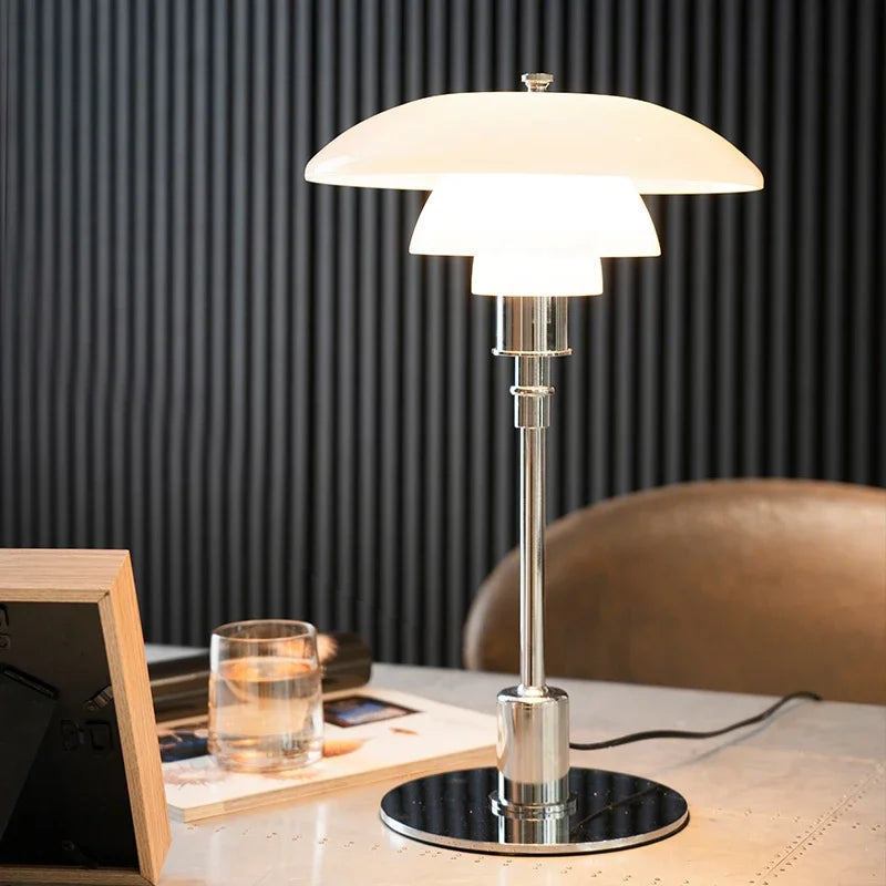 Nordisk skrivebordslampe laget av glass – Minimalistisk LED skrivebelysning, moderne og elegant, ideell for kontor og stue | Skanto
